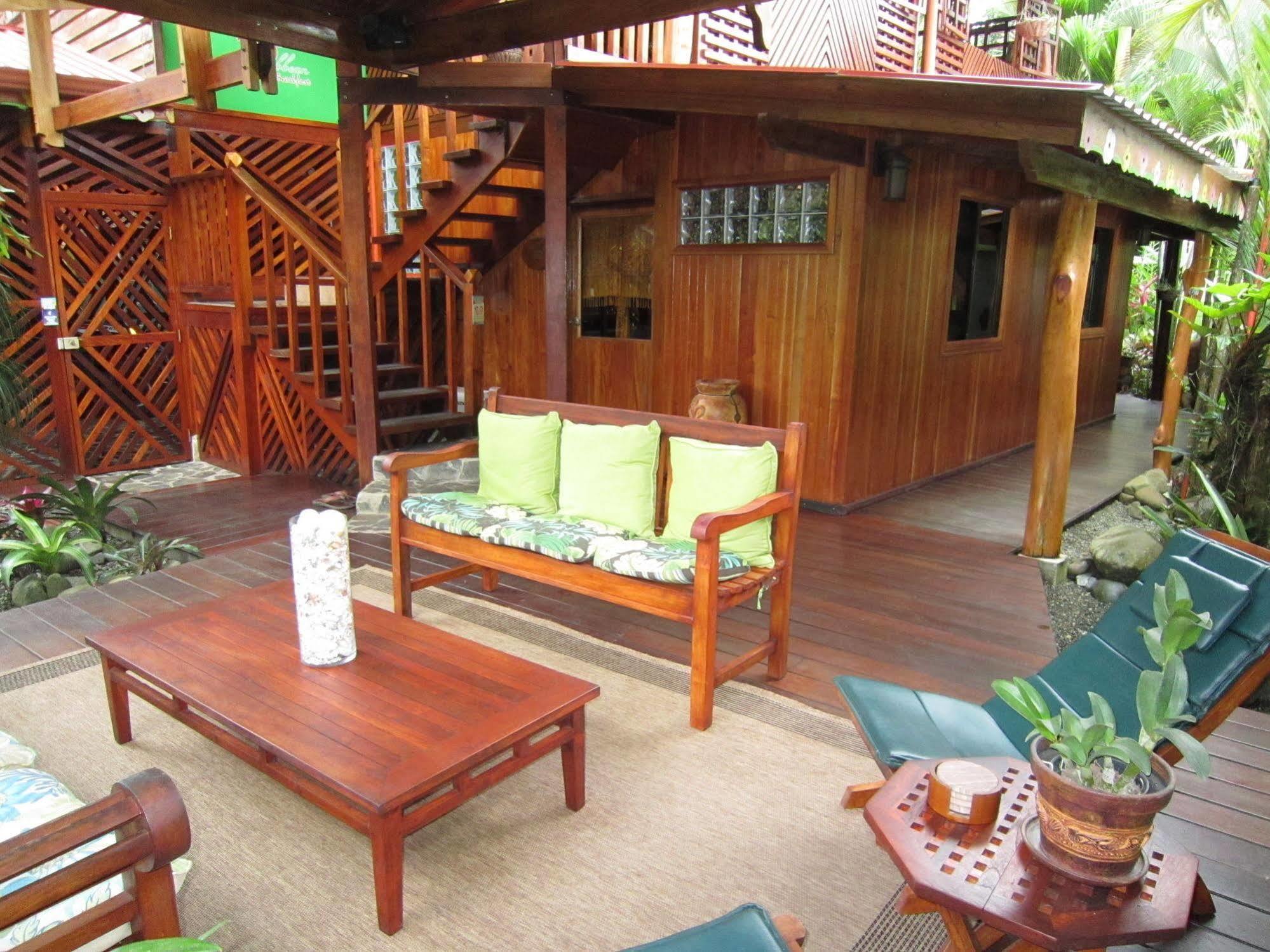 Physis Caribbean Bed & Breakfast Puerto Viejo de Talamanca Exterior photo