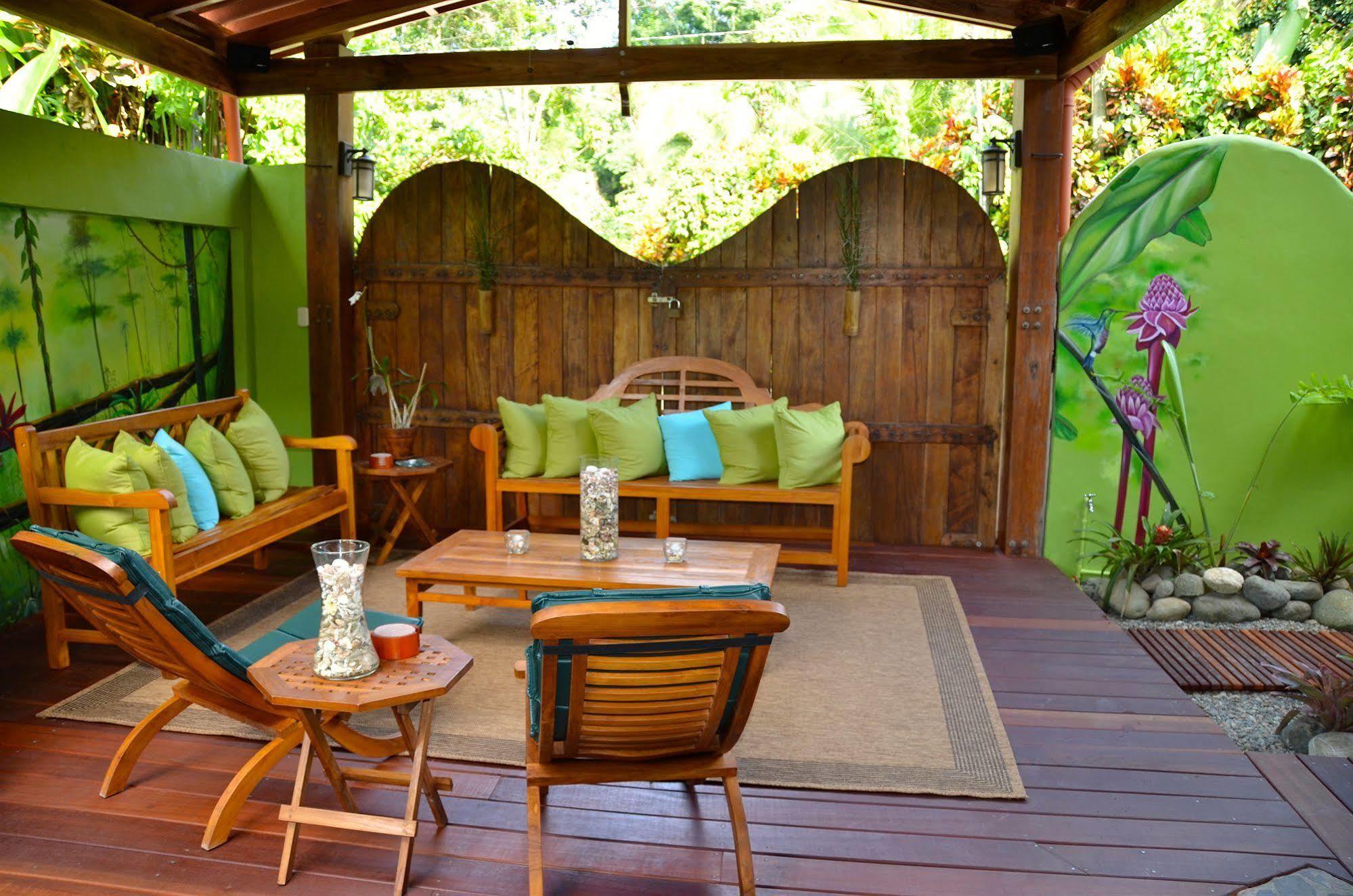 Physis Caribbean Bed & Breakfast Puerto Viejo de Talamanca Exterior photo