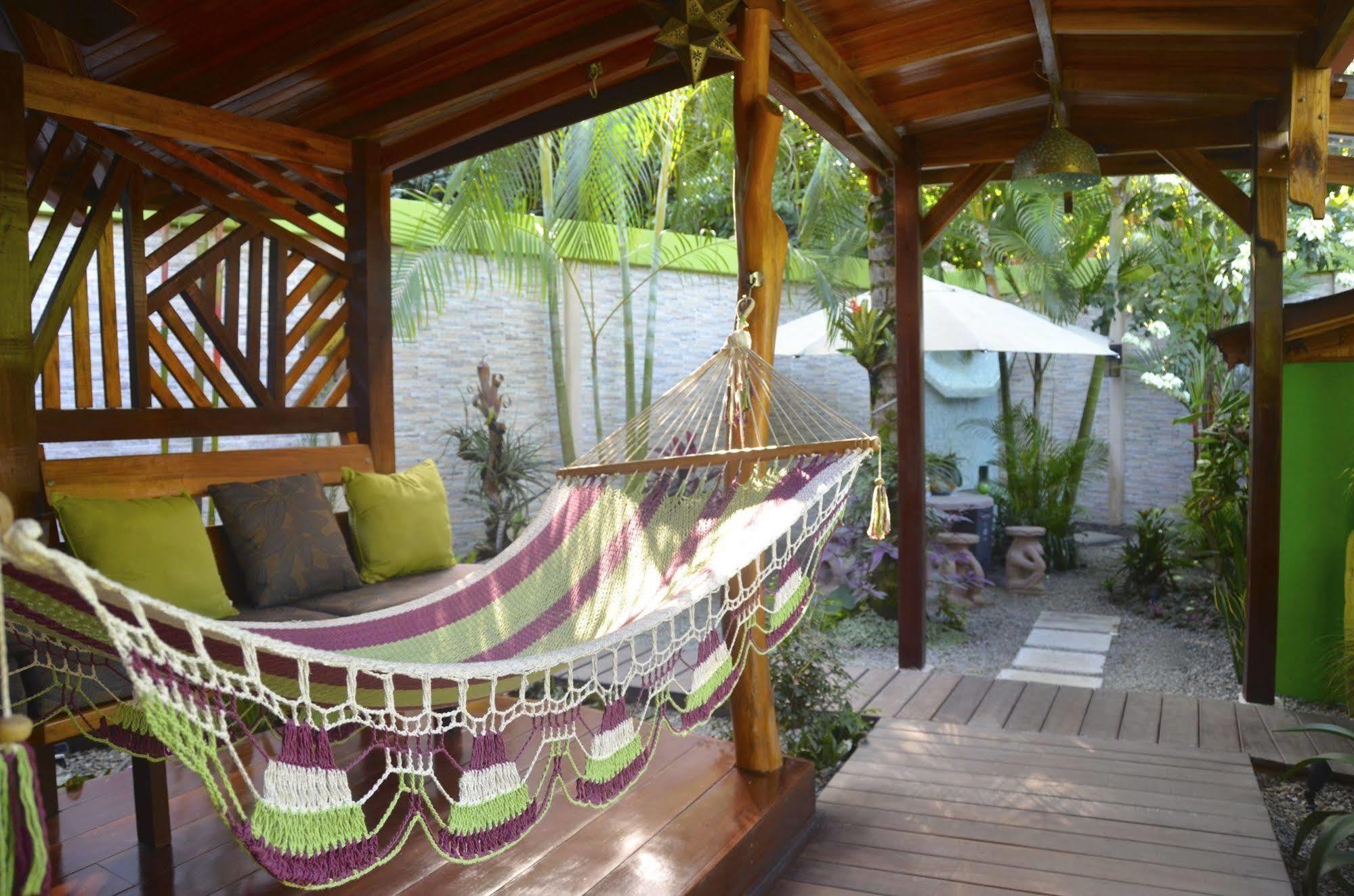 Physis Caribbean Bed & Breakfast Puerto Viejo de Talamanca Exterior photo